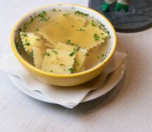 Равиоли в бульоне 