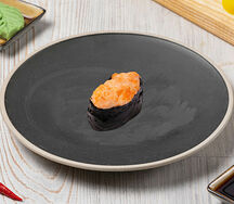 Запеченные суши с лососем