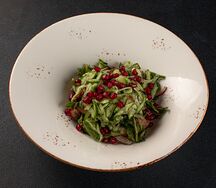 Куриный салат по-имеретински