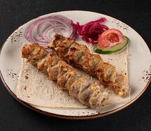 Люля-кебаб из курицы с сыром сулугуни