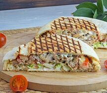 Шаурма в лепешке
