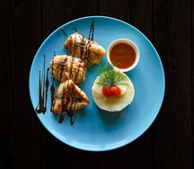 Куриная грудка с картофельным пюре
