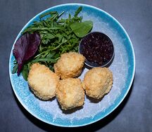 Brie в панировке