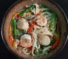 Удон с морепродуктами