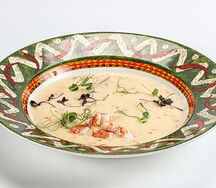 Сливочный крем-суп с мясом краба