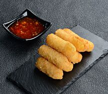 Сырные палочки с соусом