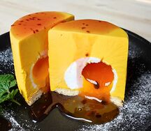 Пирожное Манго-маракуйя