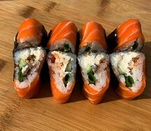 Сяке Кадо