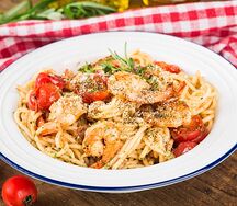 Спагетти с креветками