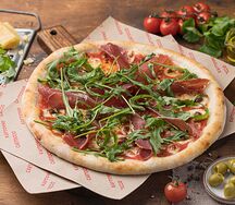 С рукколой и пармой