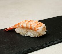 Суши с креветкой