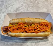 Хот-дог по-корейски с говяжьей колбаской
