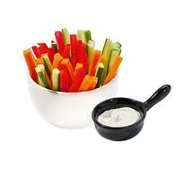 Овощная соломка с сырным соусом