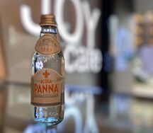Минеральная вода Acqua Panna