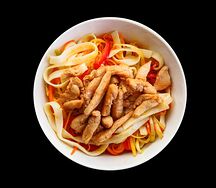 Вок Пшеничная лапша с курицей