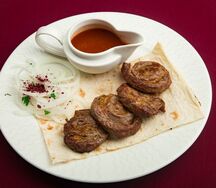 Шашлык из говяжьей вырезки по-императорски