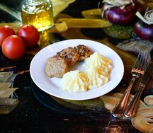 Куриные котлеты с картофельным пюре