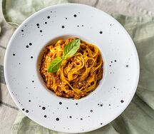 Фетучини с соусом болоньезе