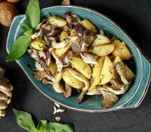 Мини-картофель с вешенками