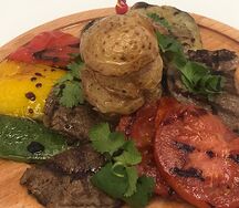 Аджапсандал с телятиной