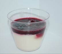 Панна котта Лесные ягоды