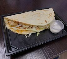 Шаурма в пите с курицей