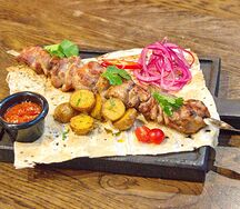 Шашлык из филе бедра курицы