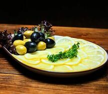 Маслины/оливки/лимон
