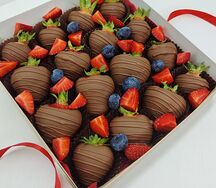 Ягода Малинка Medium