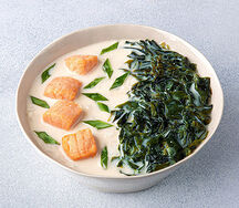 Сливочный суп с лососем