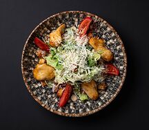 Цезарь с курицей