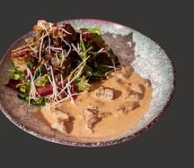 Салат с куриной печенью