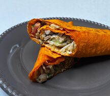 Шаурма классическая в сырном лаваше