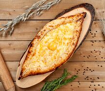 Хачапури по-аджарски
