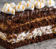 Торт сникерс