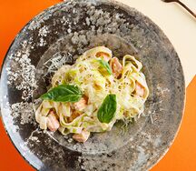 Тальятелле с форелью и сыром дорблю