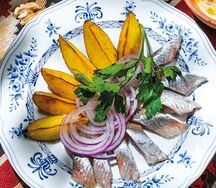 Селедочка с запечённым картофелем