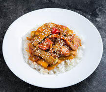 Чеюк Поккым (wok свинина)