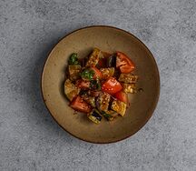 Салат с хрустящими баклажанами