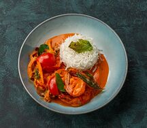 Тайский красный карри с креветками