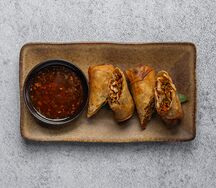 Спринг-ролл с курицей