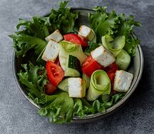 Овощной салат с паниром