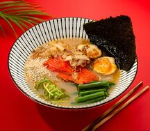 Рамен с лососем