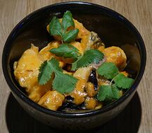 Салат с баклажанами тофу