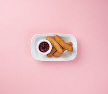 Чиз фри с соусом на выбор