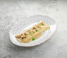 Омлет с кальмаром в сливочном соусе