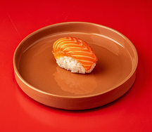 Суши лосось