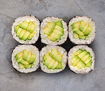 Ролл с авокадо