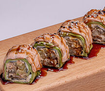 Ролл авокадо King с лососем и угрем