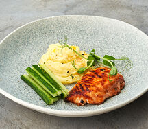 Копченый лосось с пюре